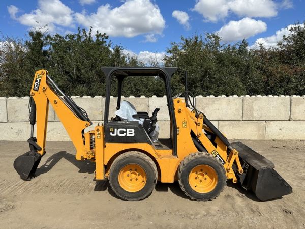 JCB 1CX